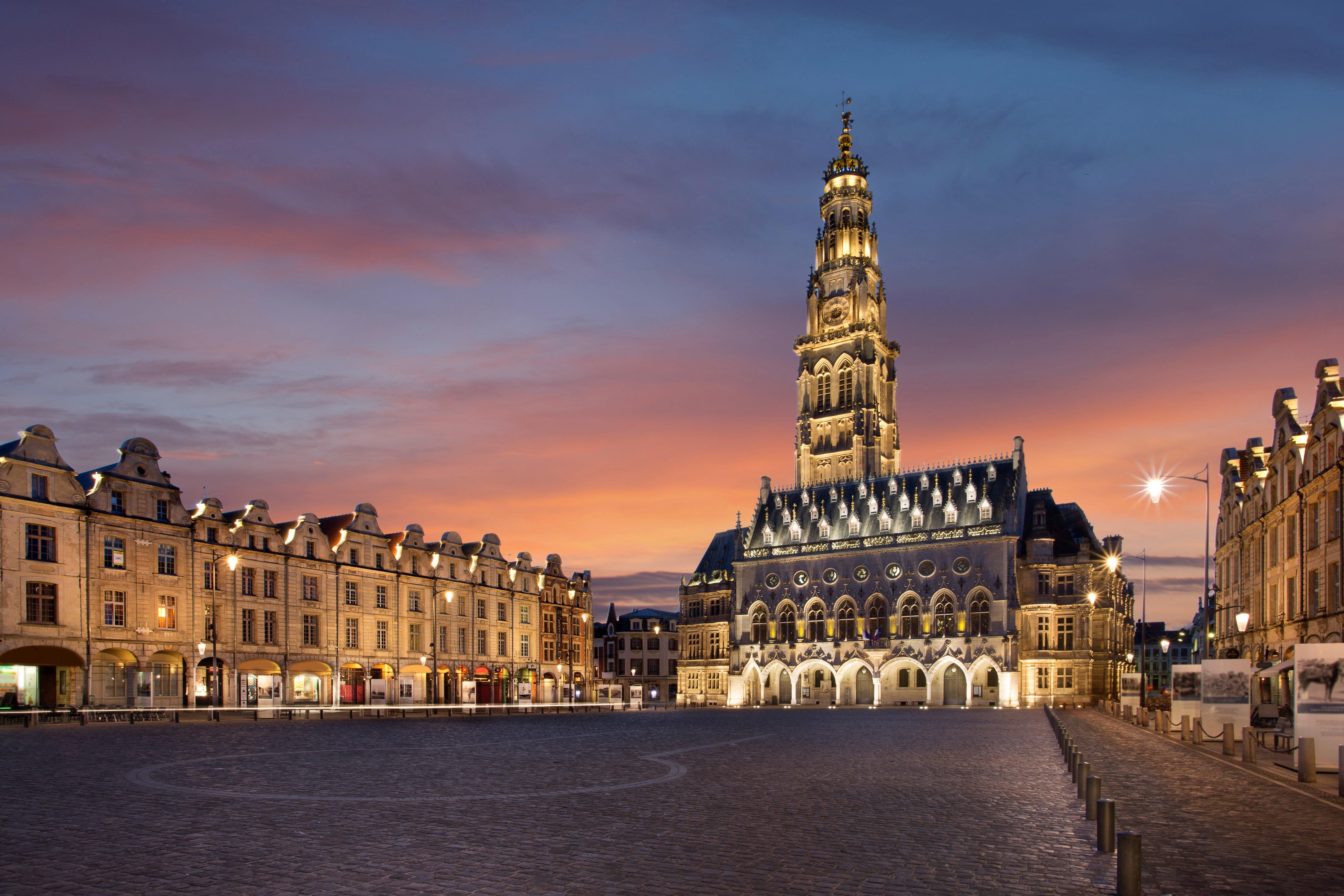 Holiday Inn Express Arras, An Ihg Hotel Exterior foto