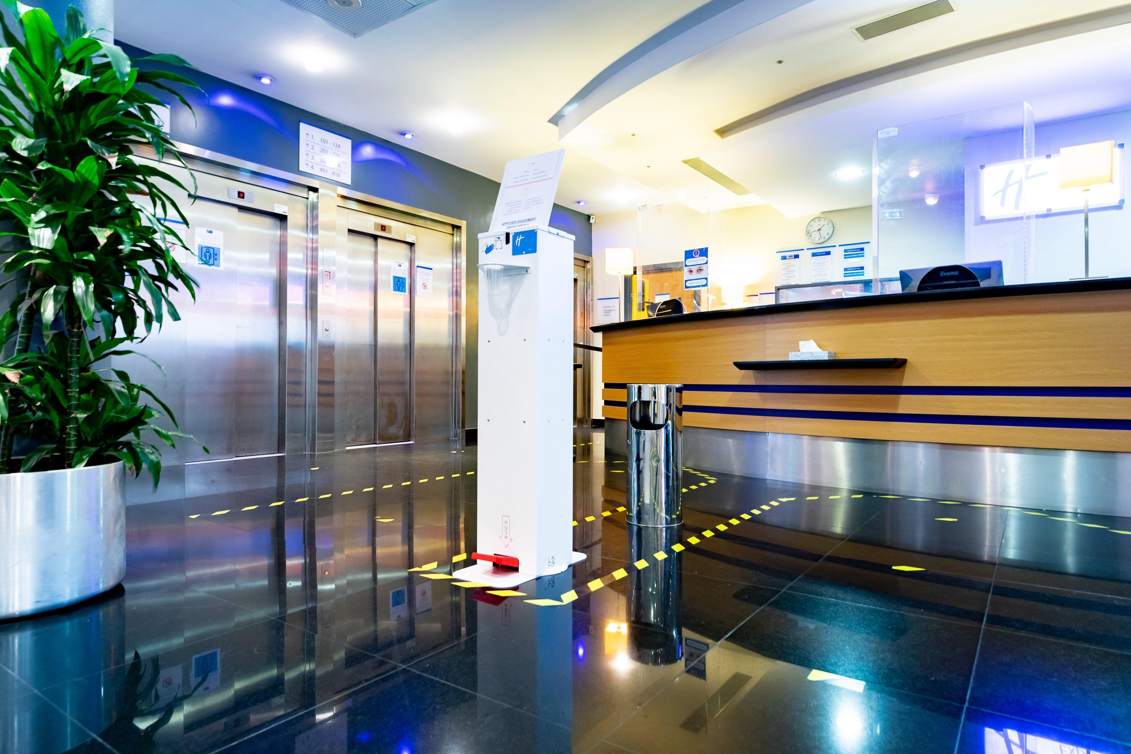 Holiday Inn Express Arras By Ihg Exterior foto